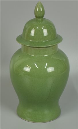 VASO IN PORCELLANA VERDE con coperchio h 31 cm