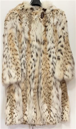 PELLICCIA DI LINCE RUSSA con cappuccio, lavorazione artigianale lunghezza cm...