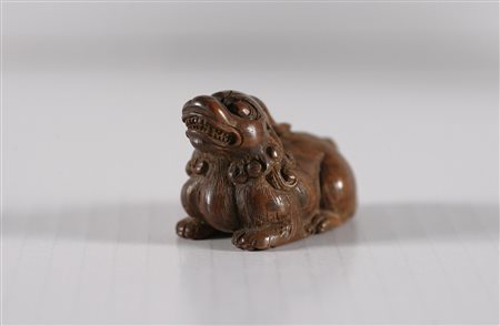 MANIFATTURA GIAPPONESE DEL XIX SECOLO Netsuké raffigurante un drago...