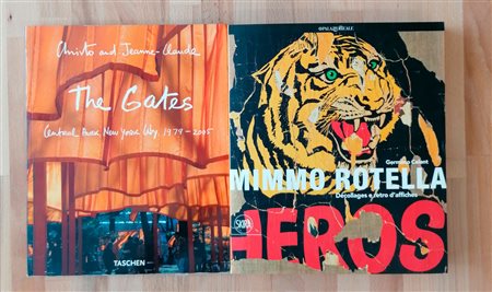 ARTISTI VARI (CHRISTO & JEANNE-CLAUDE, MIMMO ROTELLA) - Lotto unico di 2 cataloghi