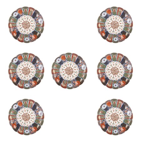 Sette piatti Imari