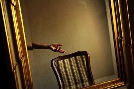 Laura Ansaloni, Prego, si sieda, conosca se stesso