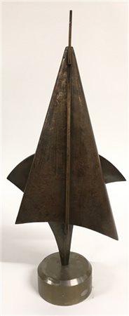 Gianni Pinna "Dinamica all'infinito" 1974
scultura in bronzo
h cm 72
firmata e d