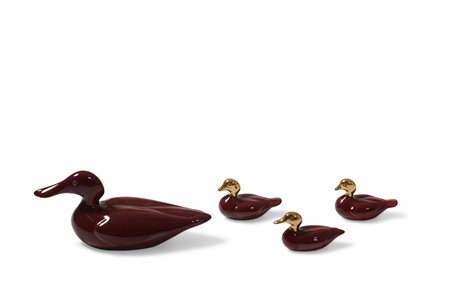 Set di quattro papere in ceramica smaltata, 