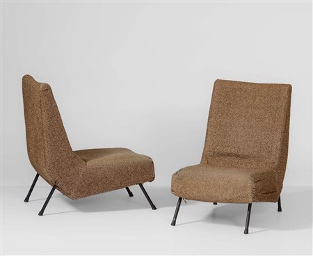 Coppia di poltrone con struttura in legno, sostegni in metallo tubolare laccato e rivestimento in tessuto., 