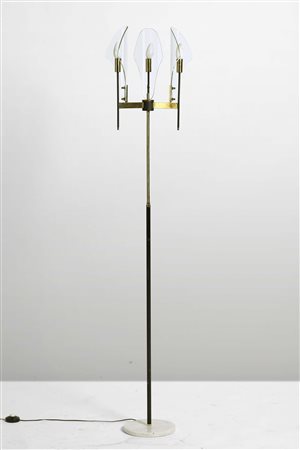 Lampada da terra con struttura in ottone e metallo laccato. Diffusori in vetro e base in marmo., 