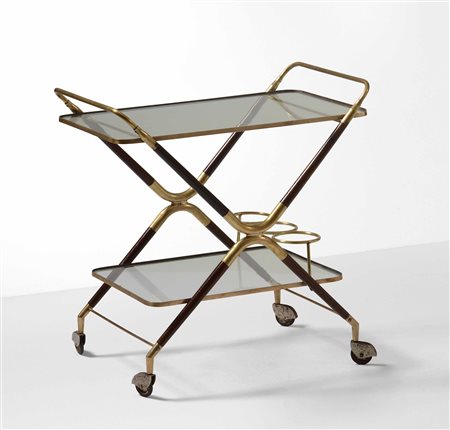 Carrello con struttura in legno e ottone, piani in cristallo molato., 