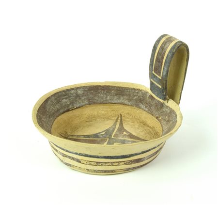 ATTINGITOIO DAUNIO Forma V, tipo 19, De Juliis 1977 DATAZIONE: Subgeometrico...