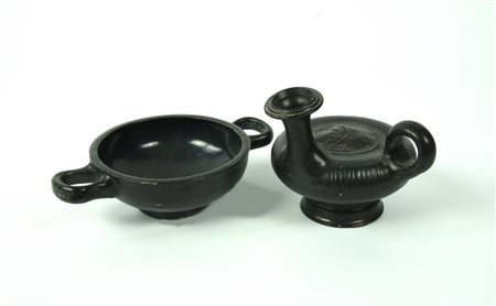 GUTTUS E KYLIX A VERNICE NERA DATAZIONE: IV-III sec. a.C. MATERIA E TECNICA:...