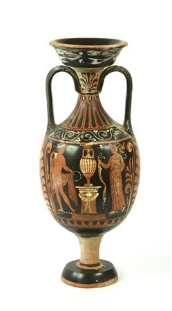 GRANDE ANFORA PANATENAICA APULA A FIGURE ROSSE DATAZIONE: fine IV sec. a. C....