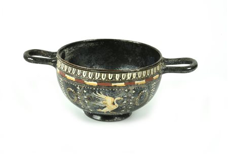 SKYPHOS NELLO STILE DI GNATHIA MATERIA E TECNICA: argilla figulina rosata,...