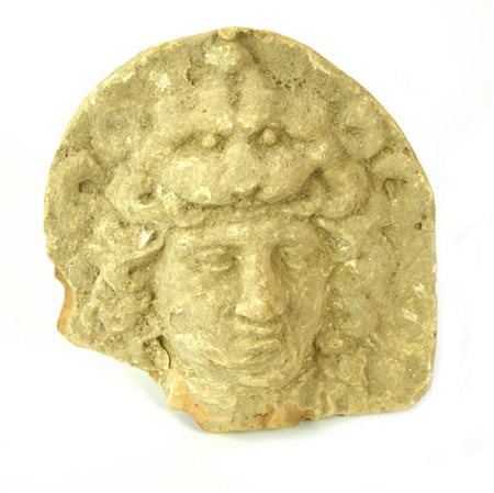 ANTEFISSA TARANTINA DATAZIONE: IV sec. a. C. MATERIA E TECNICA: argilla...