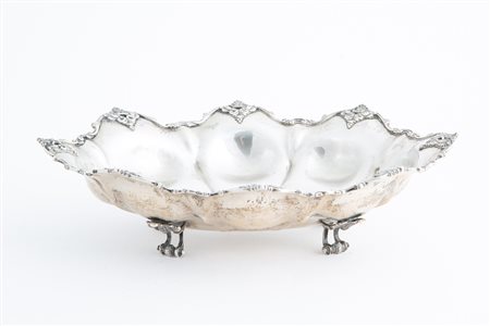 800 silver centrepiece, gr. 1080 ca. Late 19th c.