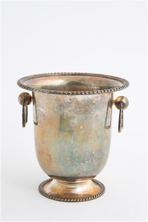 Silver-plated ice bucket. 20th century
