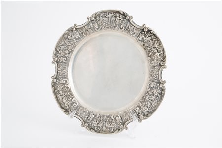 800 silver parade plate, gr. 1075 ca. GENEAZZI