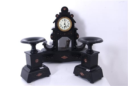 A clock and two trays in marble. 19th century