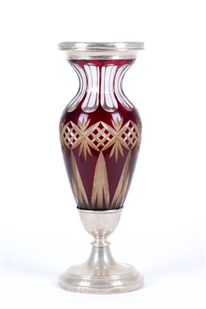 Vase in Bohemian glass. Early 20th century