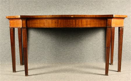 Big wooden console table. England. Georgian style