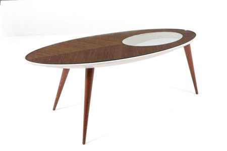 
Wooden coffee table in the style of Gio Ponti