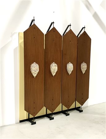 Coat rack in wood and brass. Italy. 1950s