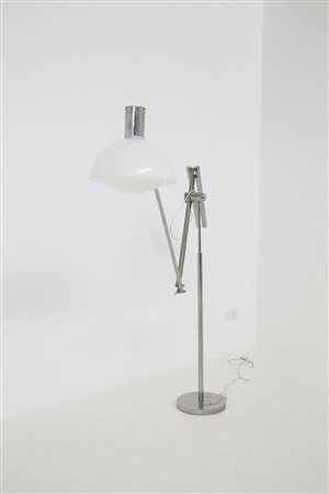 Italian floor lamp in plexiglass and steel. 1960s