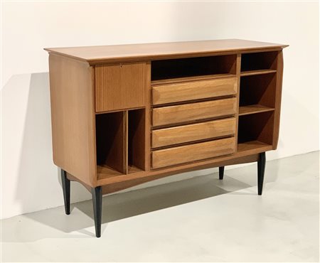 LA PERMANENTE MOBILI CANTU'. Chest of drawers