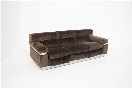 VITTORIO INTROINI. Velvet sofa. 1970s