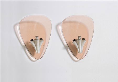 PIETRO CHIESA. Two glass sconces. FONTANA ARTE