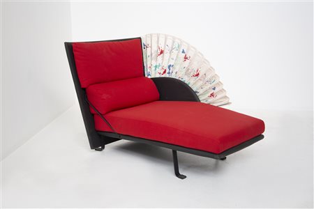 Leather chaise longue. FLEXFORM. 1980s