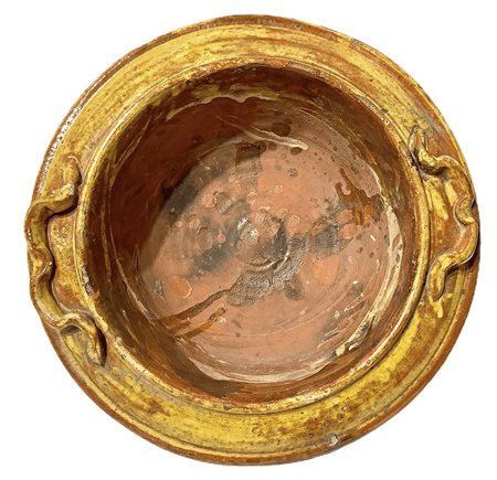 Braciere in maiolica di caltagirone nei toni del giallo.