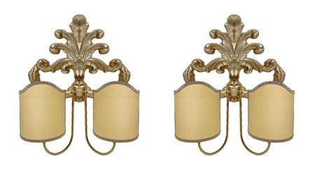 Coppia di applique in legno dorato