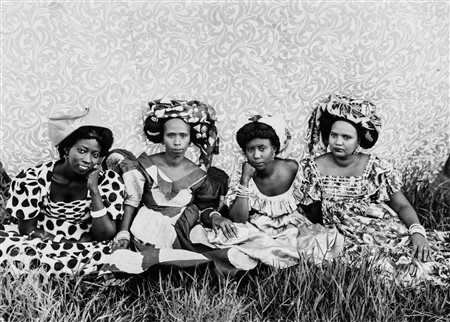Seydou Keita (1921-2001)  - Senza titolo, 1956