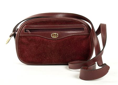 GUCCI
BORSA A TRACOLLA
Inizio anni ‘80