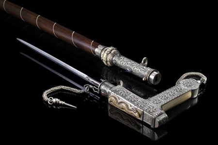 Bastone in malacca con calamaio all'impugnatura in metallo argentato e osso inc