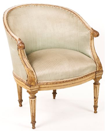 Poltrona a pozzetto in legno laccato e dorato, fine del XVIII secolo con...