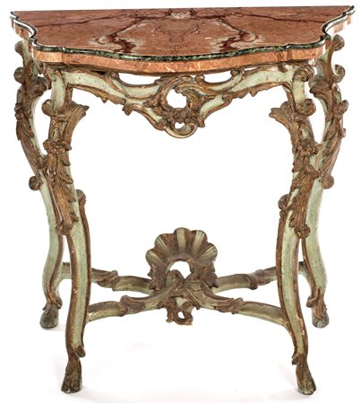 Piccola console in legno laccato verde, metà del XVIII secolo dorata lungo i...