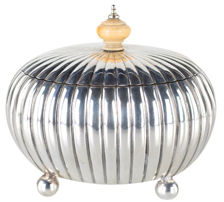 Scatola portagioie in argento, Germania, inizi del XX secolo, argentieri...