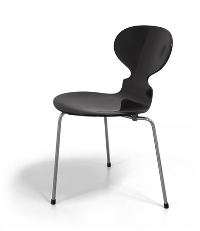 ARNE JACOBSEN <br>Una "Aunt chair" per FRITZ 