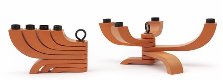 DUE CANDELIERI, anni "60. <br>Acciaio verniciato, 