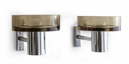 DUE LAMPADE DA PARETE, anni "60. <br>Ottone 
