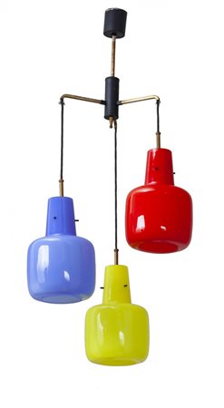 UNA LAMPADA A SOSPENSIONE, anni '60. <br>Ottone, 