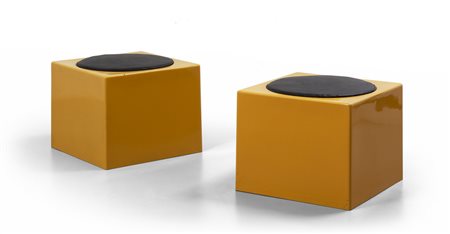 MIM <br>Due sedili cubici 'Kubile', 1967. 
