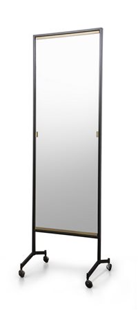 UNO SPECCHIO SU ROTELLE, anni "70. <br>Acciaio 