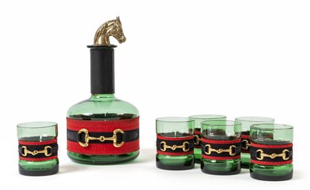 GUCCI <br>Una bottiglia e sei bicchieri, anni 