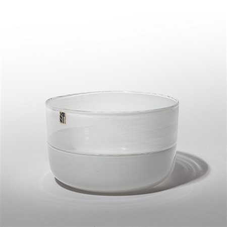 TAPIO WIRKKALA, VENINI <br>Un vaso cilindrico in 