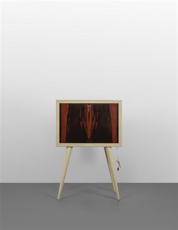 UN MOBILE-BAR, anni "50. <br>Legno impiallacciato 