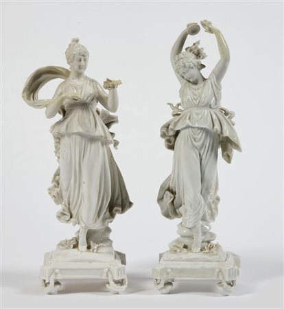 Coppia di figurine Manifattura napoletana o della Turingia, verso la metà del...