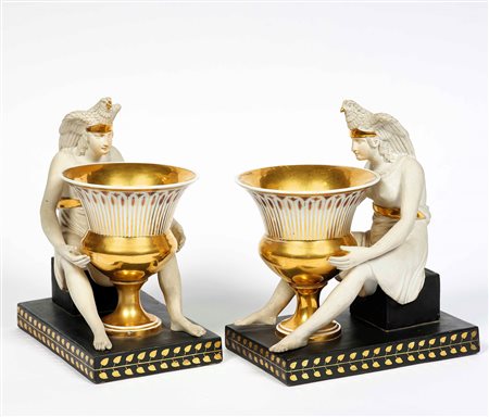 Coppia di figurine centrotavola Parigi, probabilmente Manifattura Dagoty,...