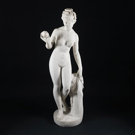 Scultura in pasta di marmo raffigurante Venere con mela, dall'originale di...