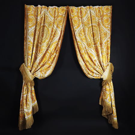 Versace Home coppia di tende double face decorate a stampa barocca giallo oro...